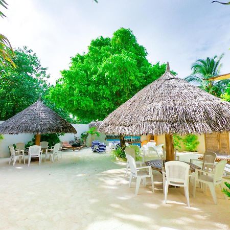 Ras Beach Inn Rasdhoo Екстериор снимка