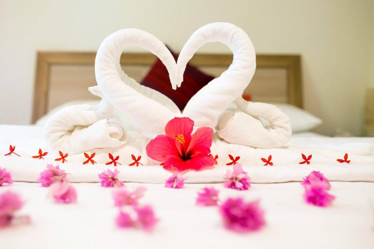 Ras Beach Inn Rasdhoo Екстериор снимка
